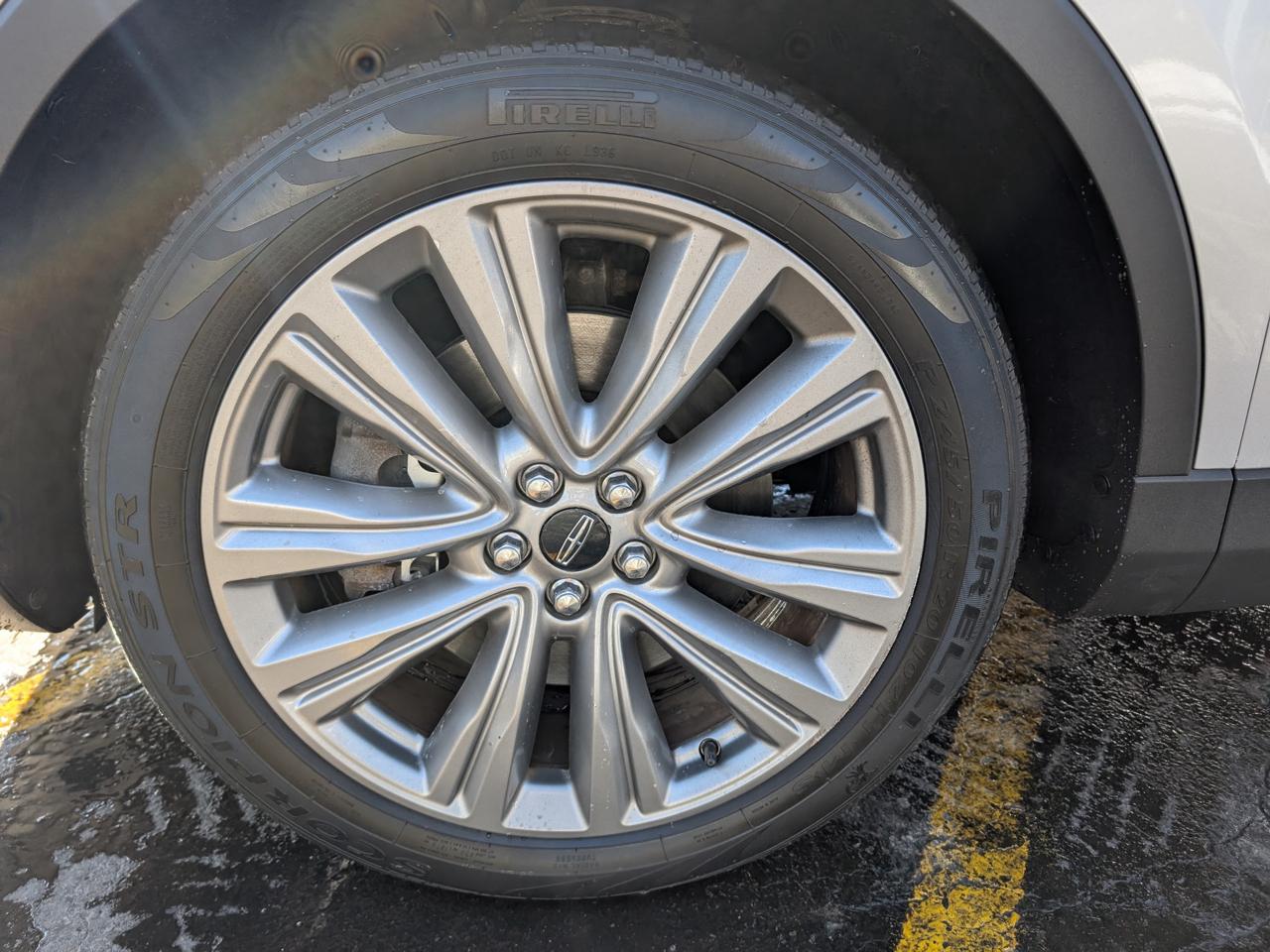 Lincoln MKX AWD 4dr Reserve 2016