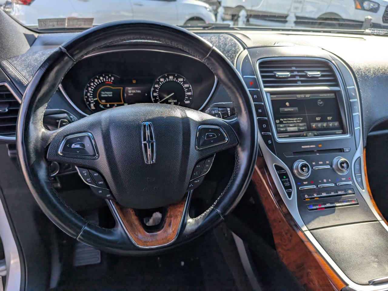 Lincoln MKX AWD 4dr Reserve 2016