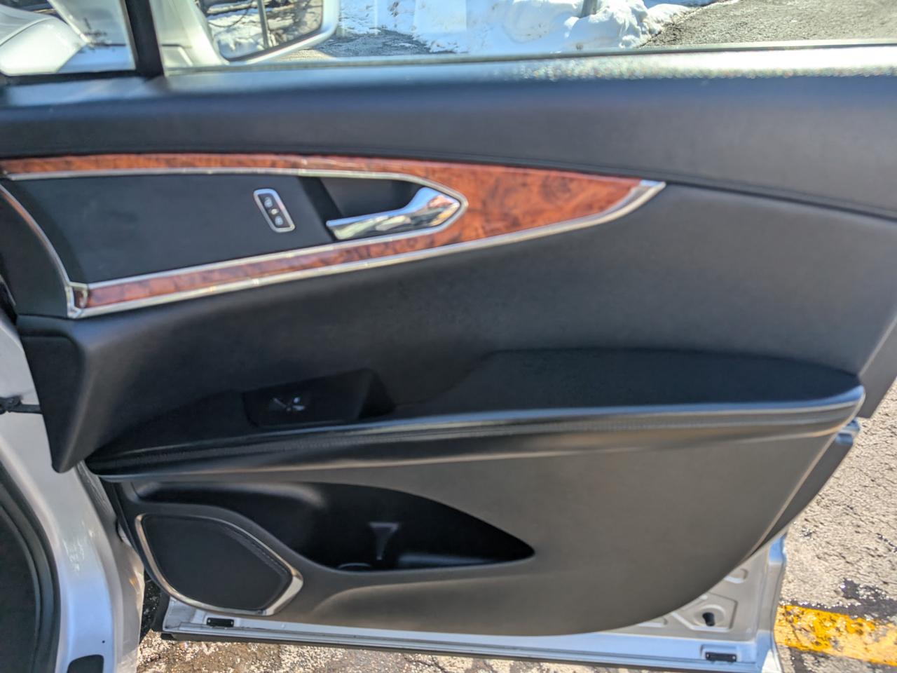 Lincoln MKX AWD 4dr Reserve 2016