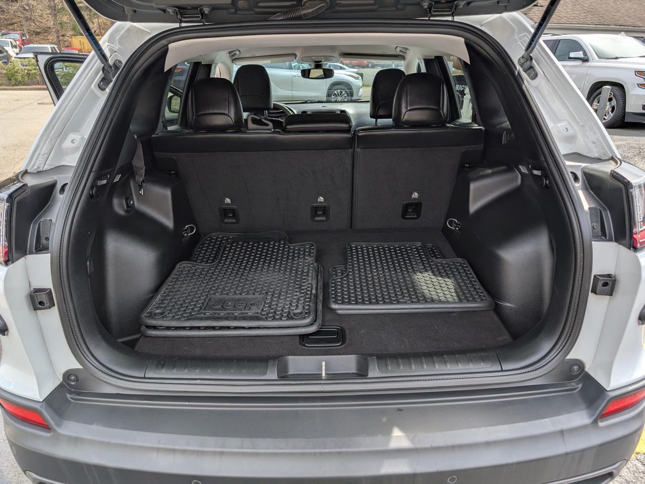 Jeep Cherokee Trailhawk 4x4 2020