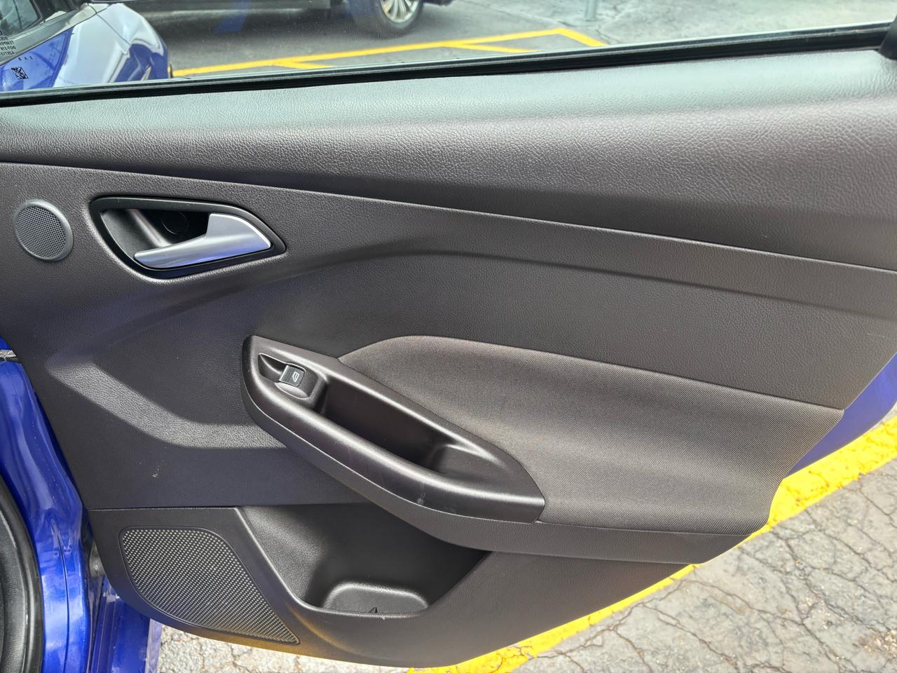 Ford Focus 5dr HB ST 2013