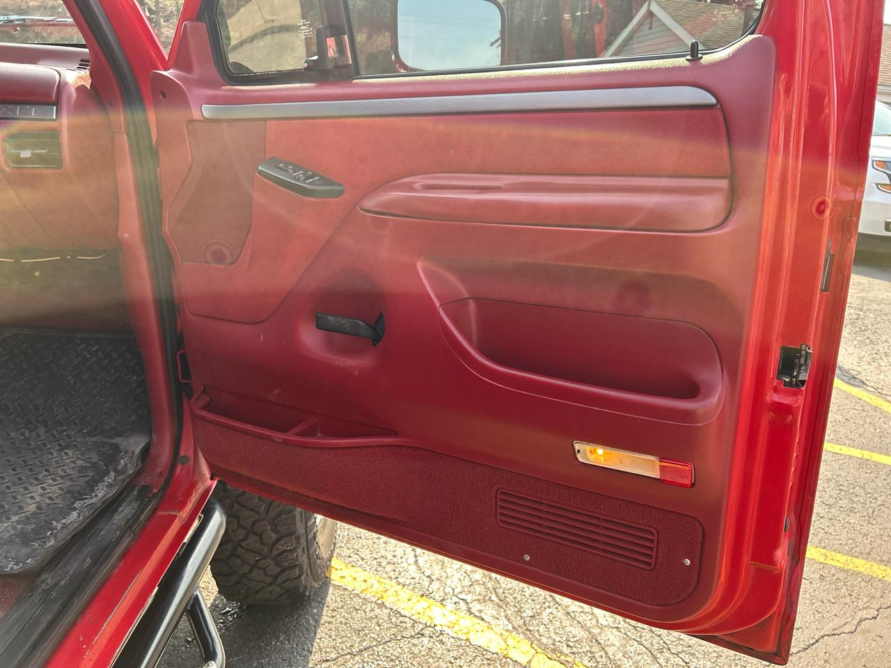 Ford F-350 Crew Cab Styleside 168" WB SRW 4WD 1993