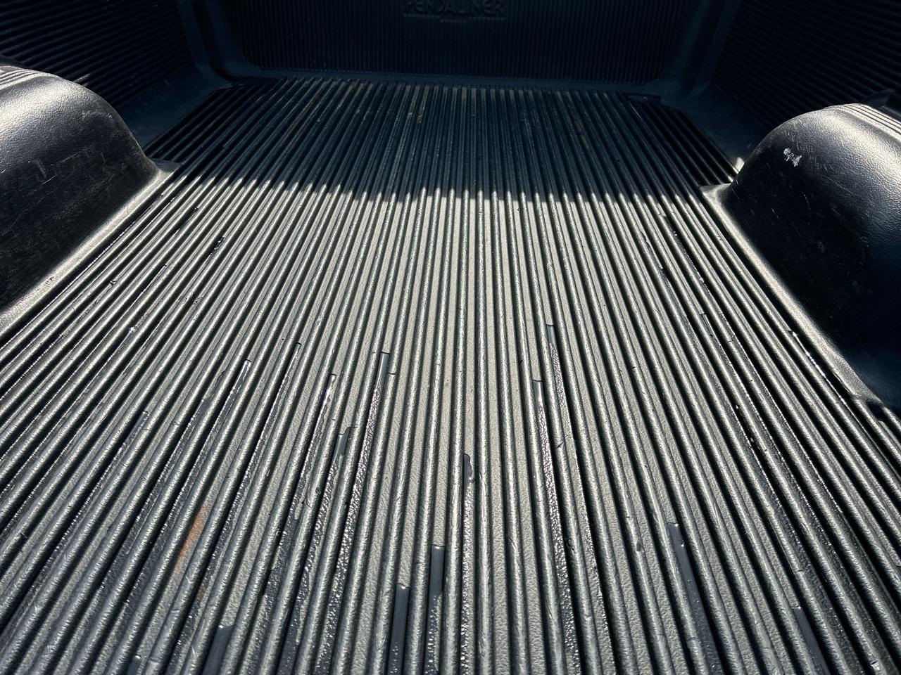 Ford F-350 Crew Cab Styleside 168" WB SRW 4WD 1993