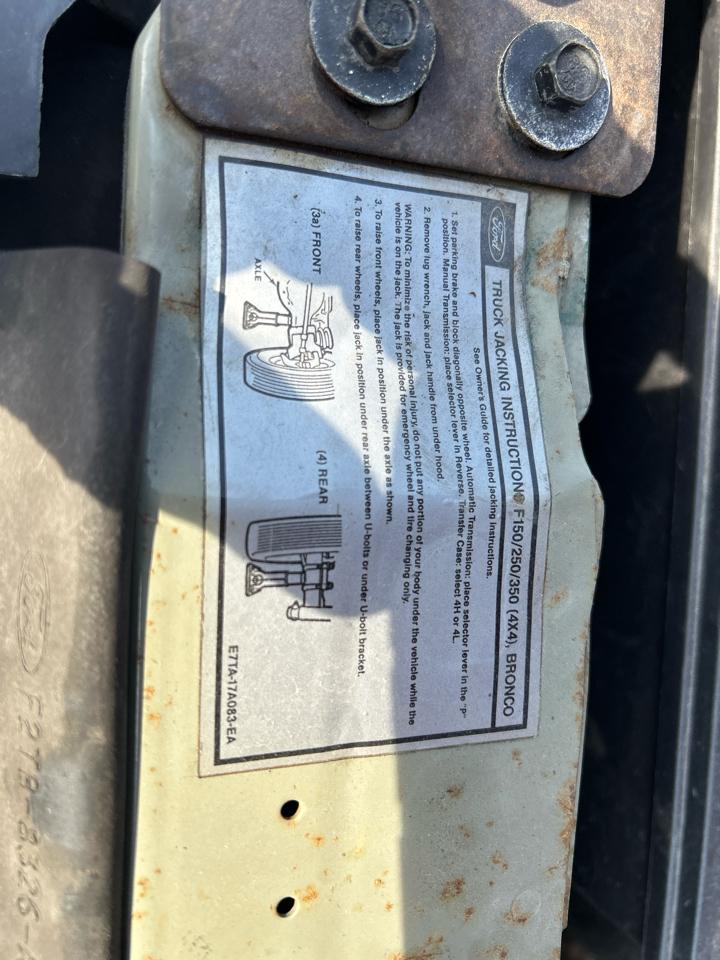 Ford F-350 Crew Cab Styleside 168" WB SRW 4WD 1993