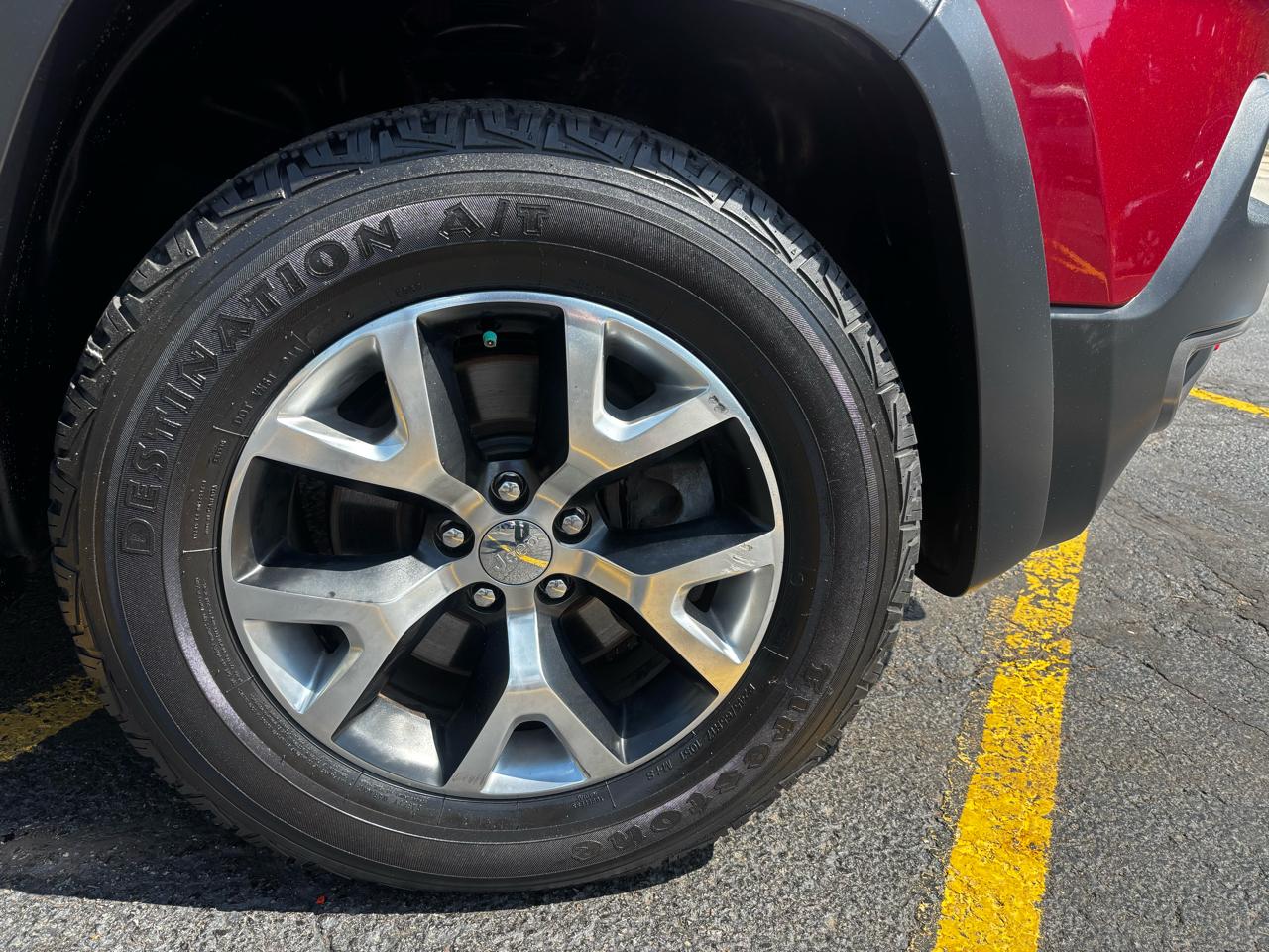 Jeep Cherokee 4WD 4dr Trailhawk 2015