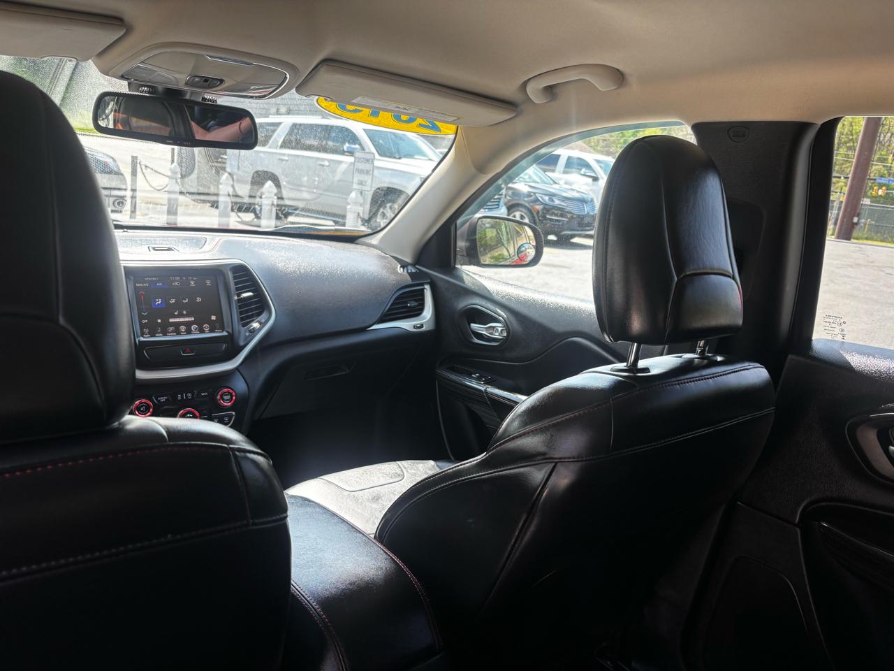 Jeep Cherokee 4WD 4dr Trailhawk 2015