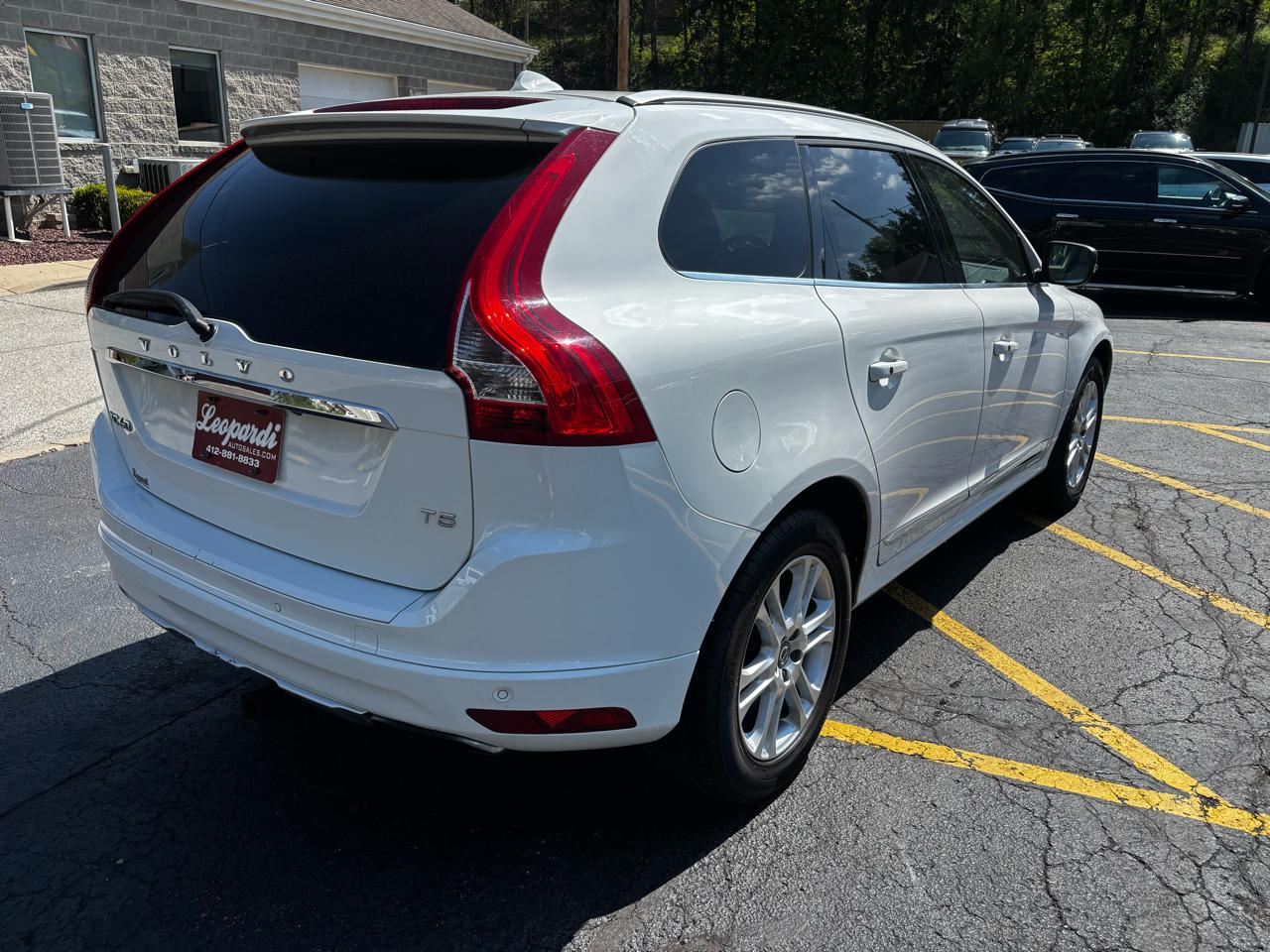 Volvo XC60 2015.5 FWD 4dr T5 Drive-E Premier 2015