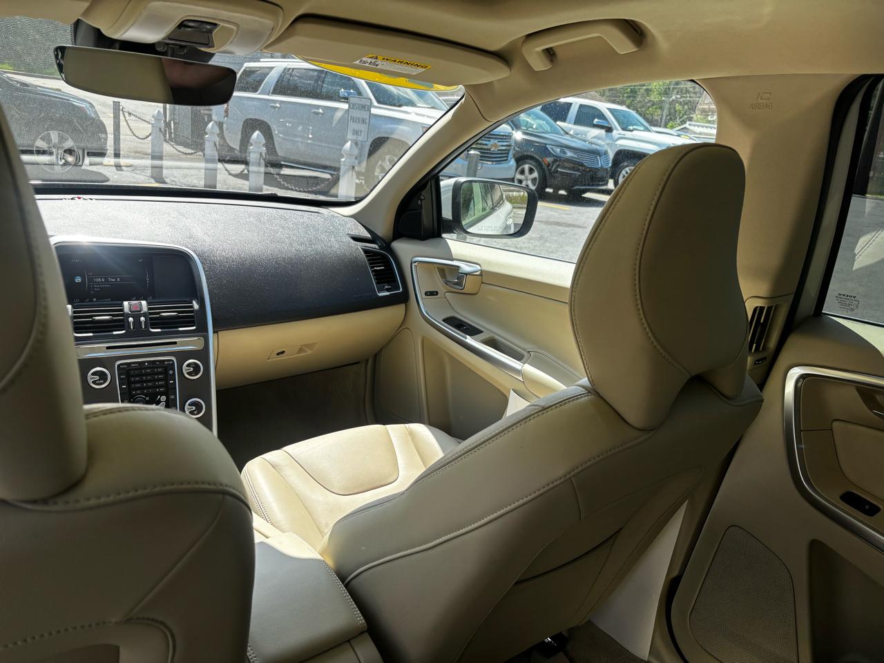 Volvo XC60 2015.5 FWD 4dr T5 Drive-E Premier 2015