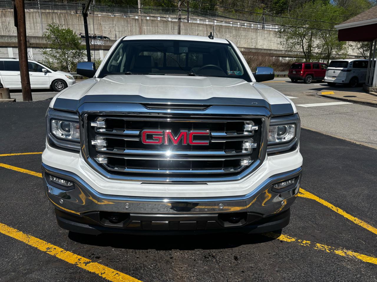 GMC Sierra 1500 4WD Crew Cab 143.5" SLT 2017