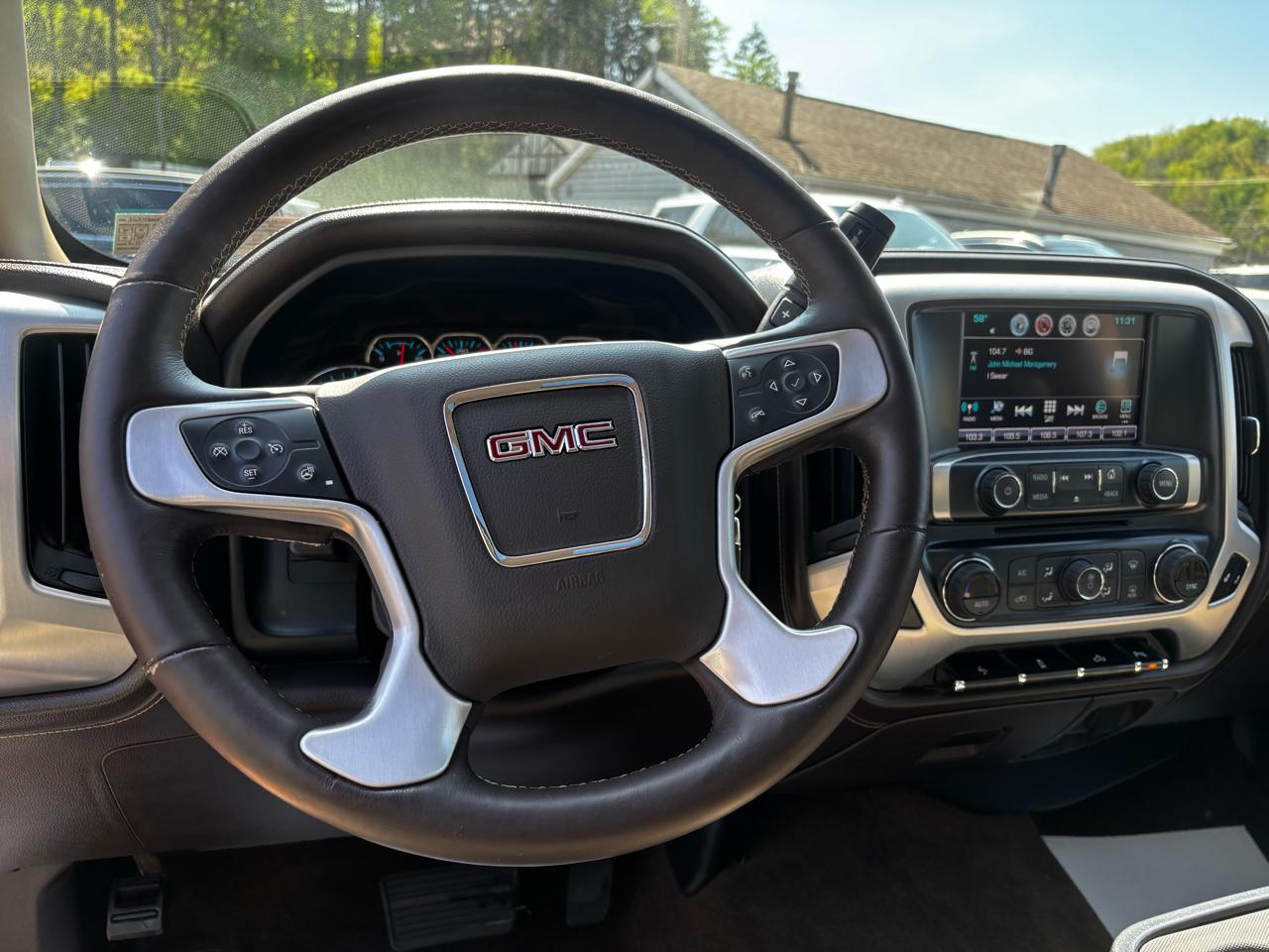 GMC Sierra 1500 4WD Crew Cab 143.5" SLT 2017