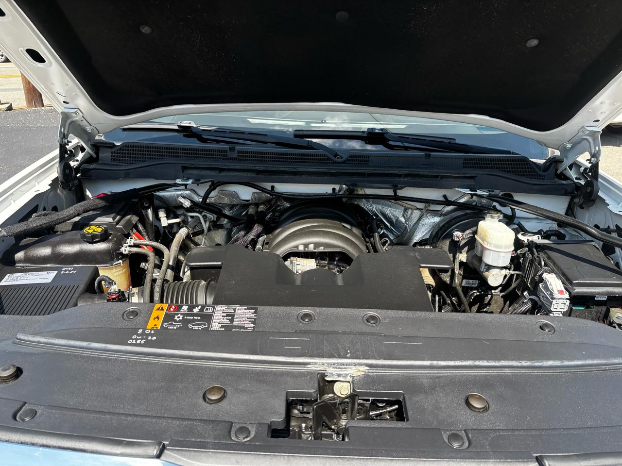 GMC Sierra 1500 4WD Crew Cab 143.5" SLT 2017