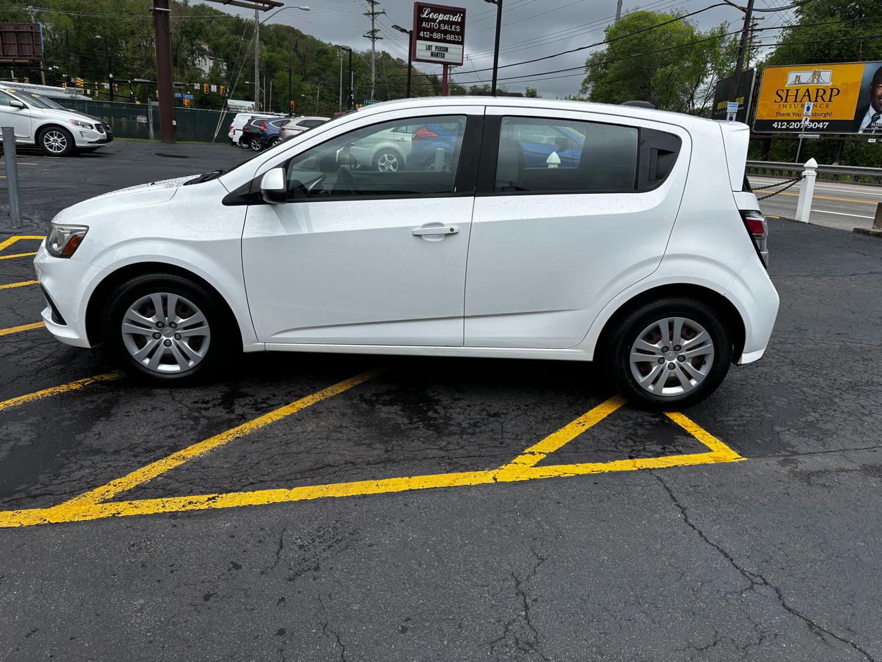 Chevrolet Sonic 5dr HB Auto LT w/1FL 2017