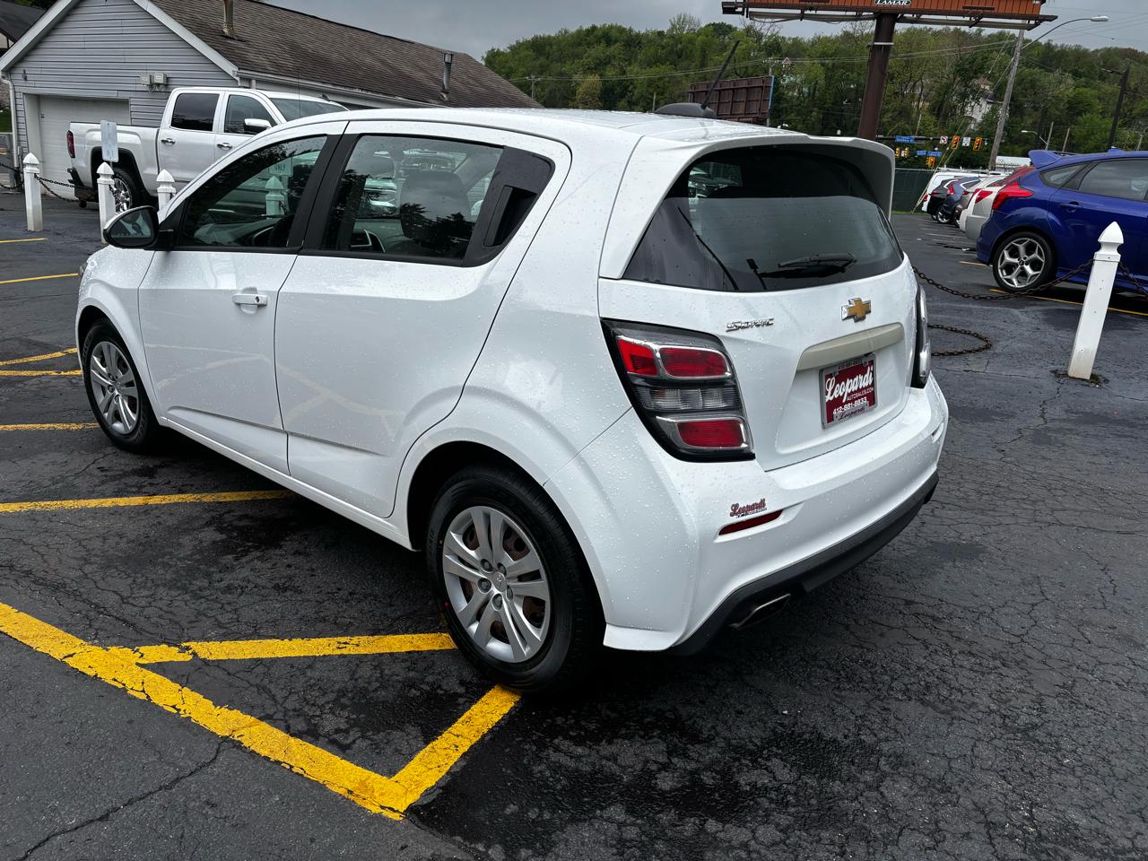 Chevrolet Sonic 5dr HB Auto LT w/1FL 2017