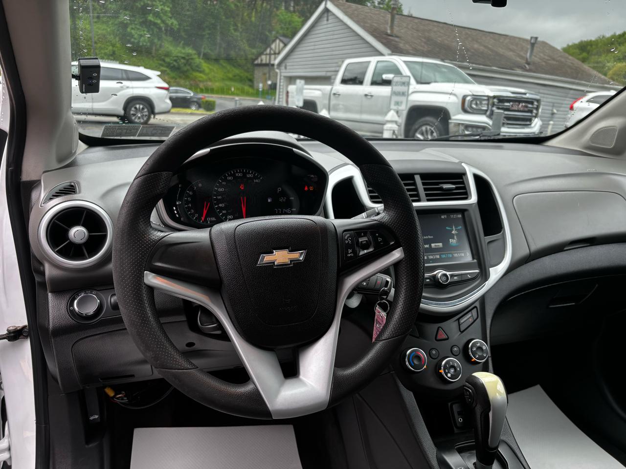 Chevrolet Sonic 5dr HB Auto LT w/1FL 2017
