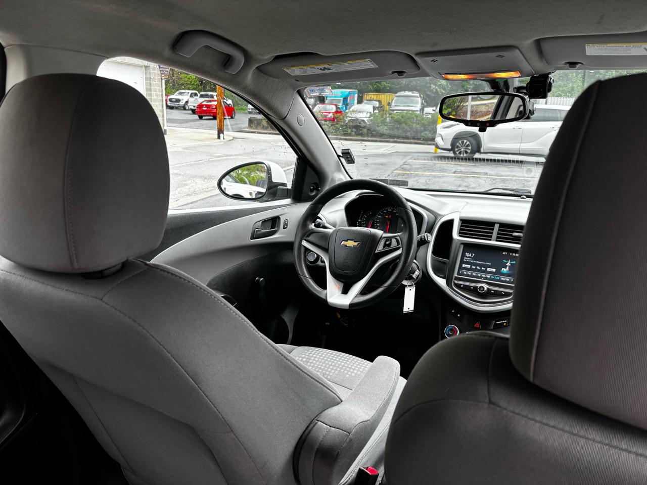 Chevrolet Sonic 5dr HB Auto LT w/1FL 2017