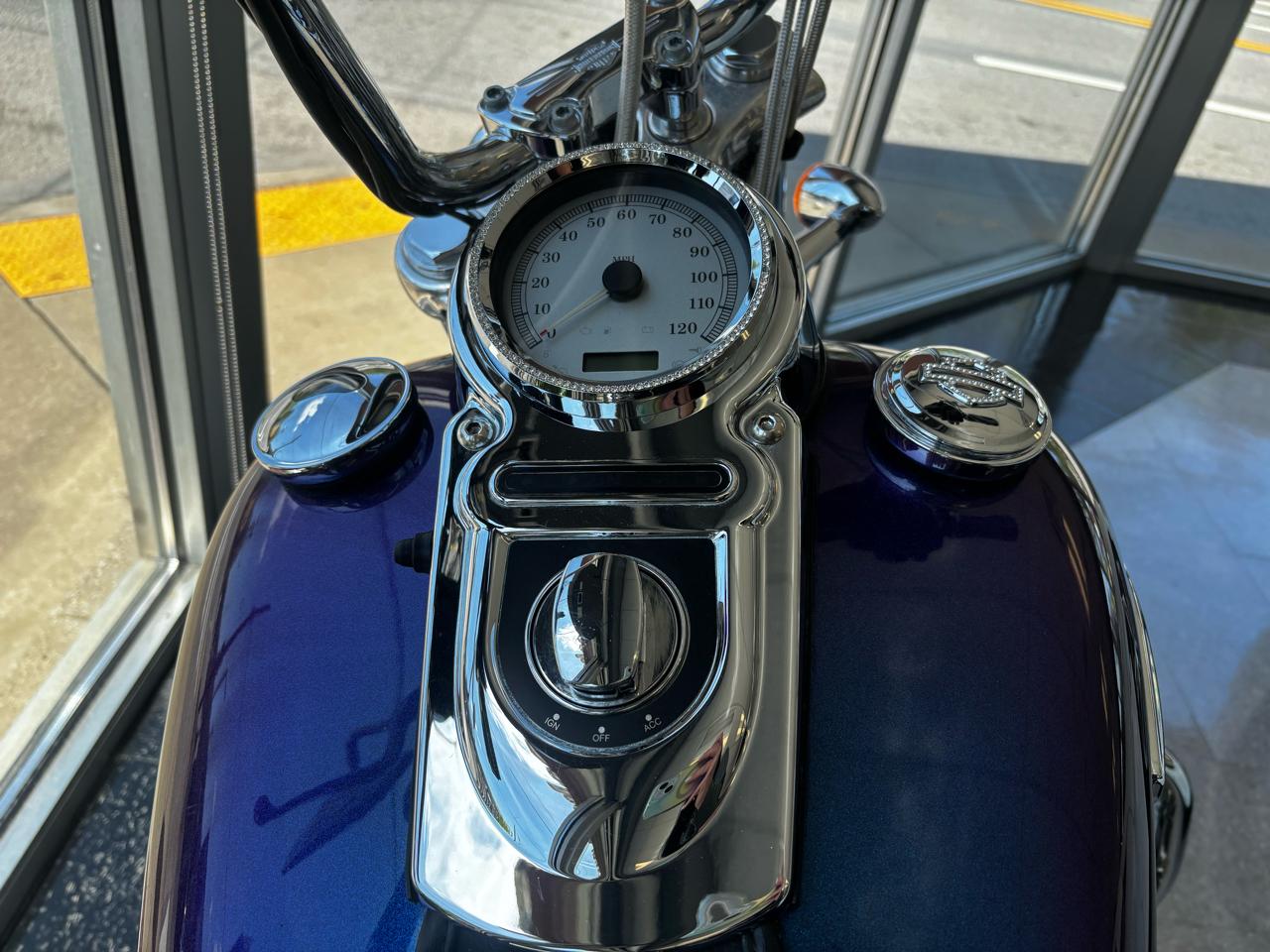 Harley-Davidson FXDC Dyna Super Glide  2010