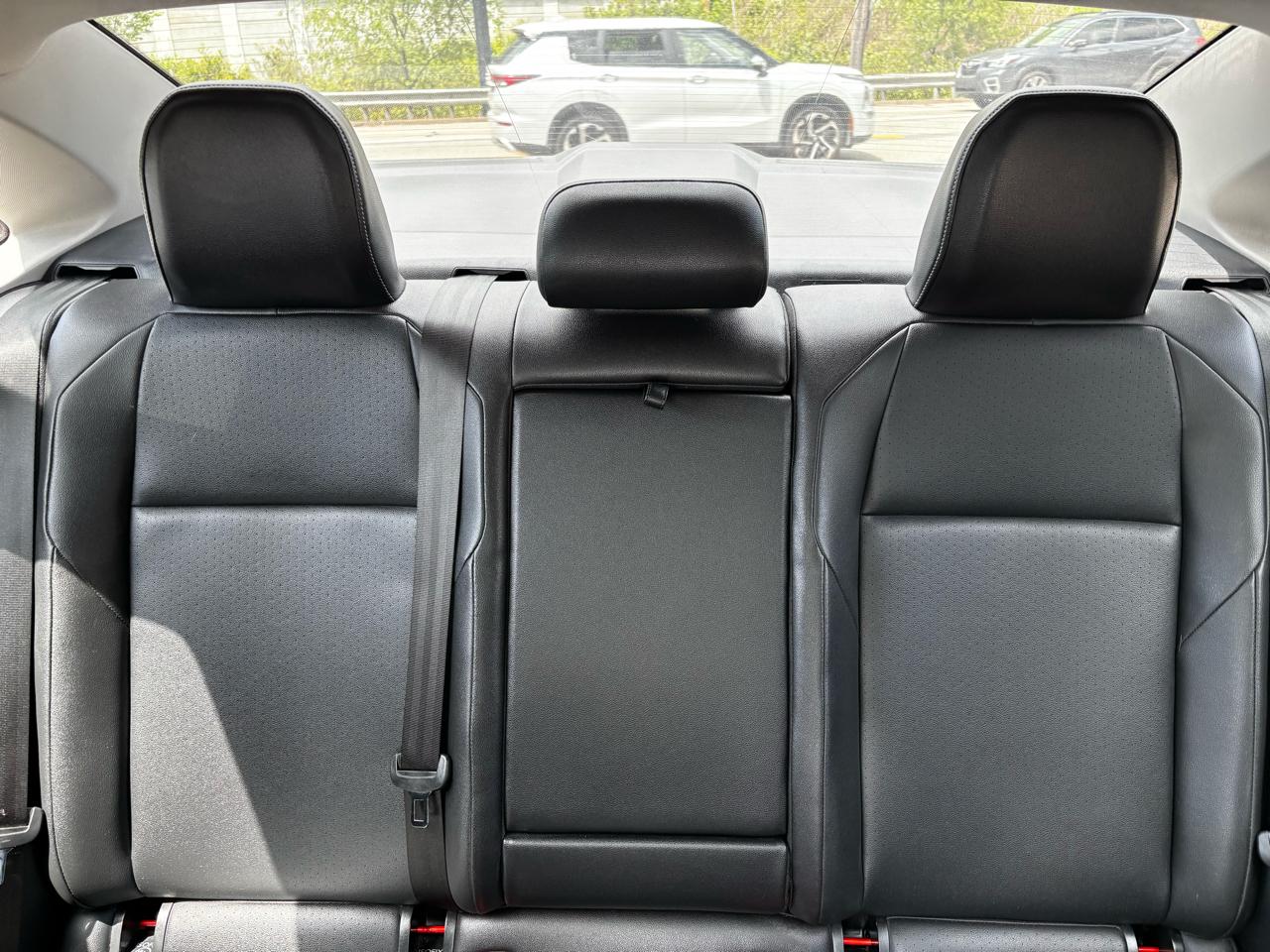 Volkswagen Jetta R-Line Auto w/SULEV 2019