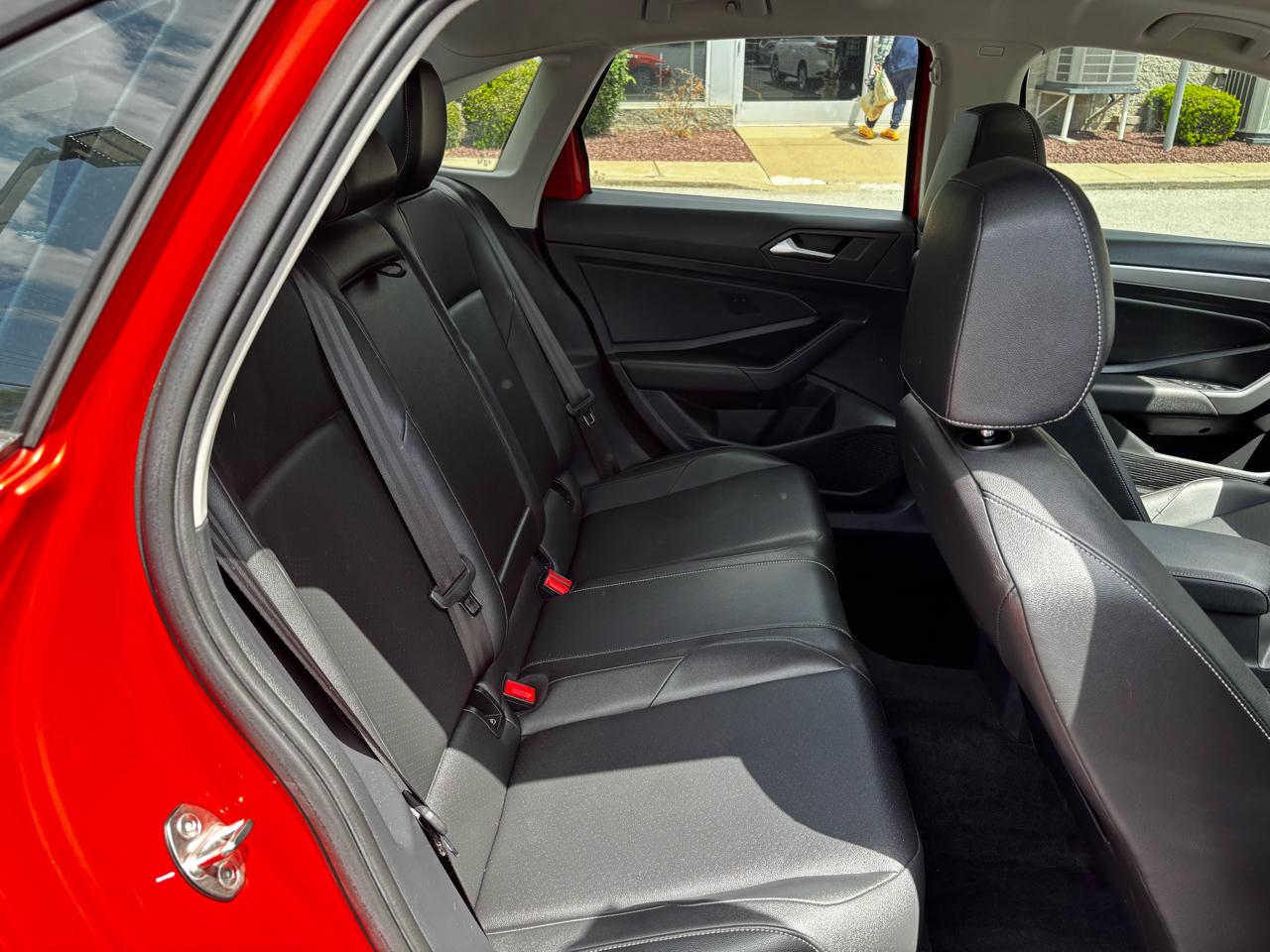 Volkswagen Jetta R-Line Auto w/SULEV 2019