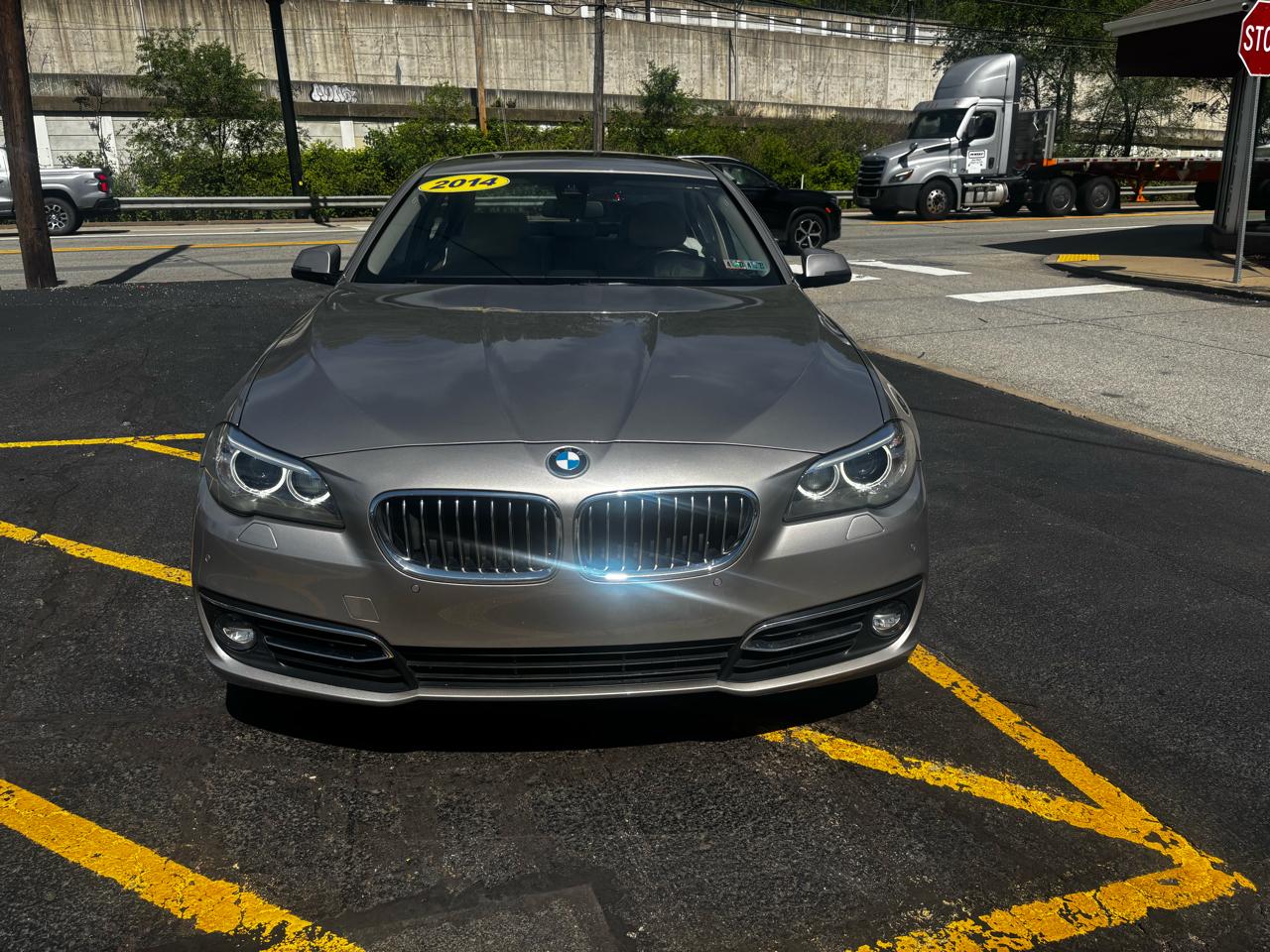 BMW 5 Series 4dr Sdn 535i xDrive AWD 2014
