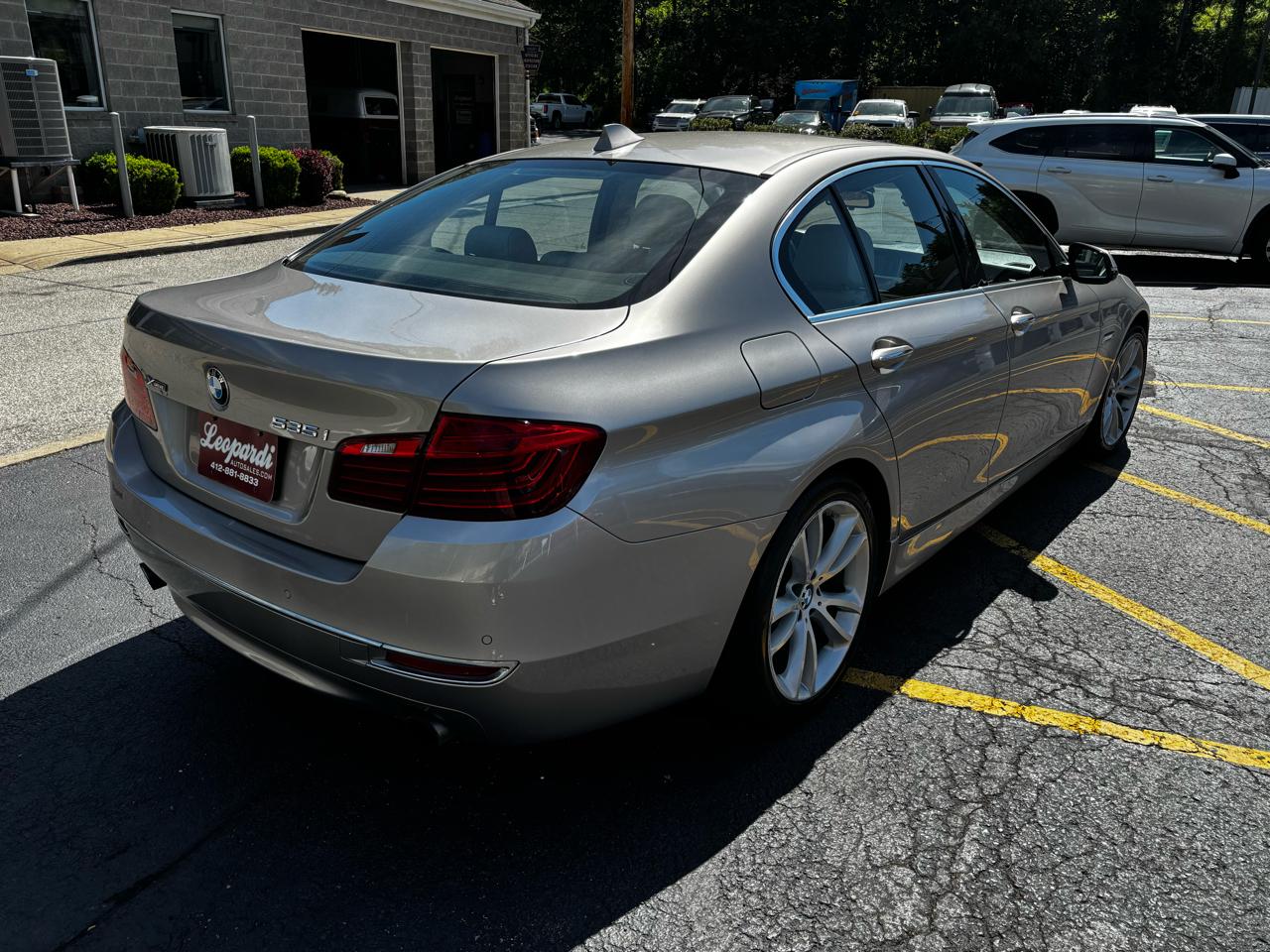 BMW 5 Series 4dr Sdn 535i xDrive AWD 2014
