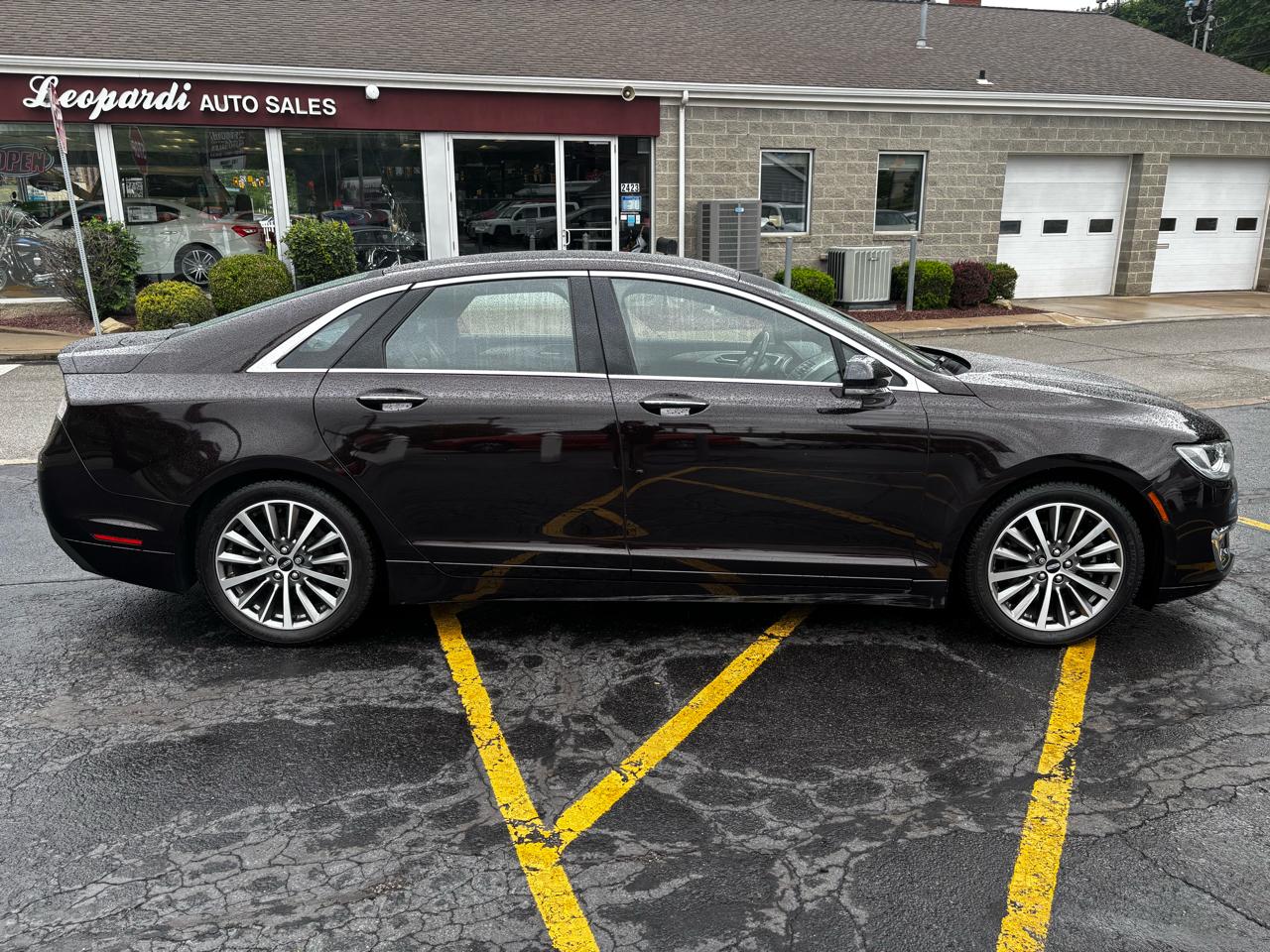 Lincoln MKZ Standard FWD 2020