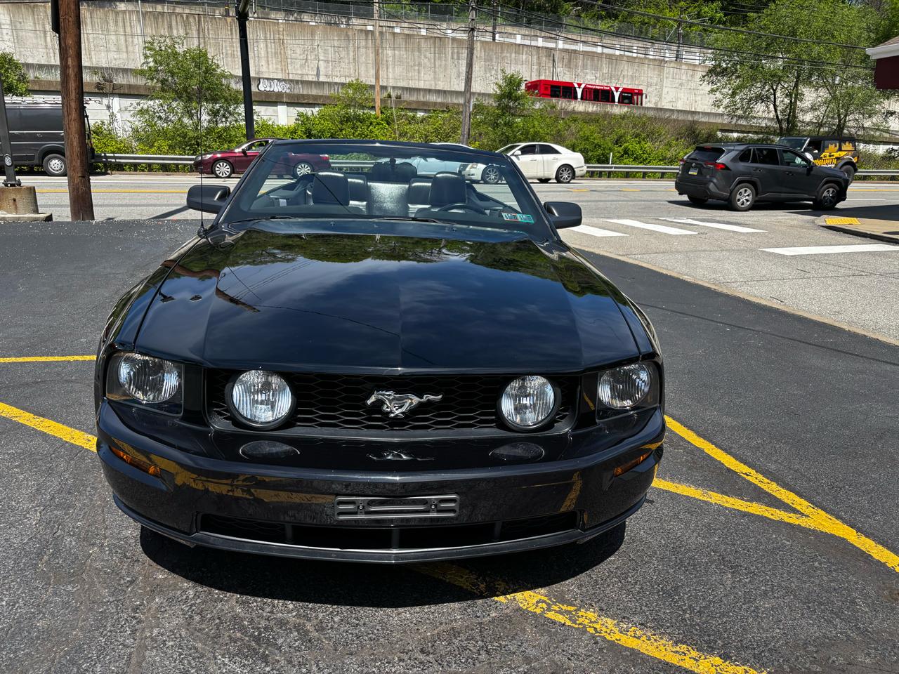 Ford Mustang 2dr Conv GT Deluxe 2005