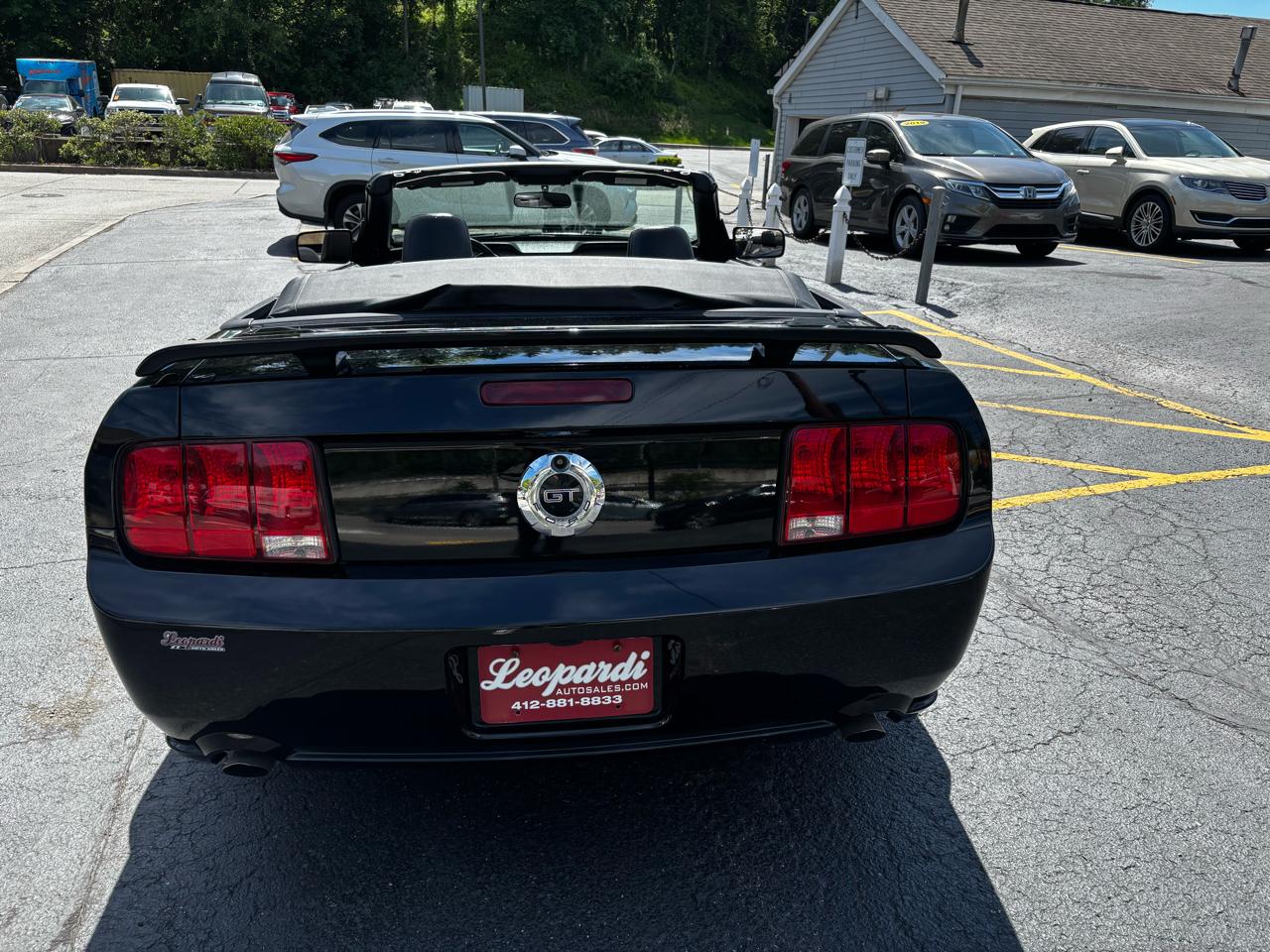 Ford Mustang 2dr Conv GT Deluxe 2005
