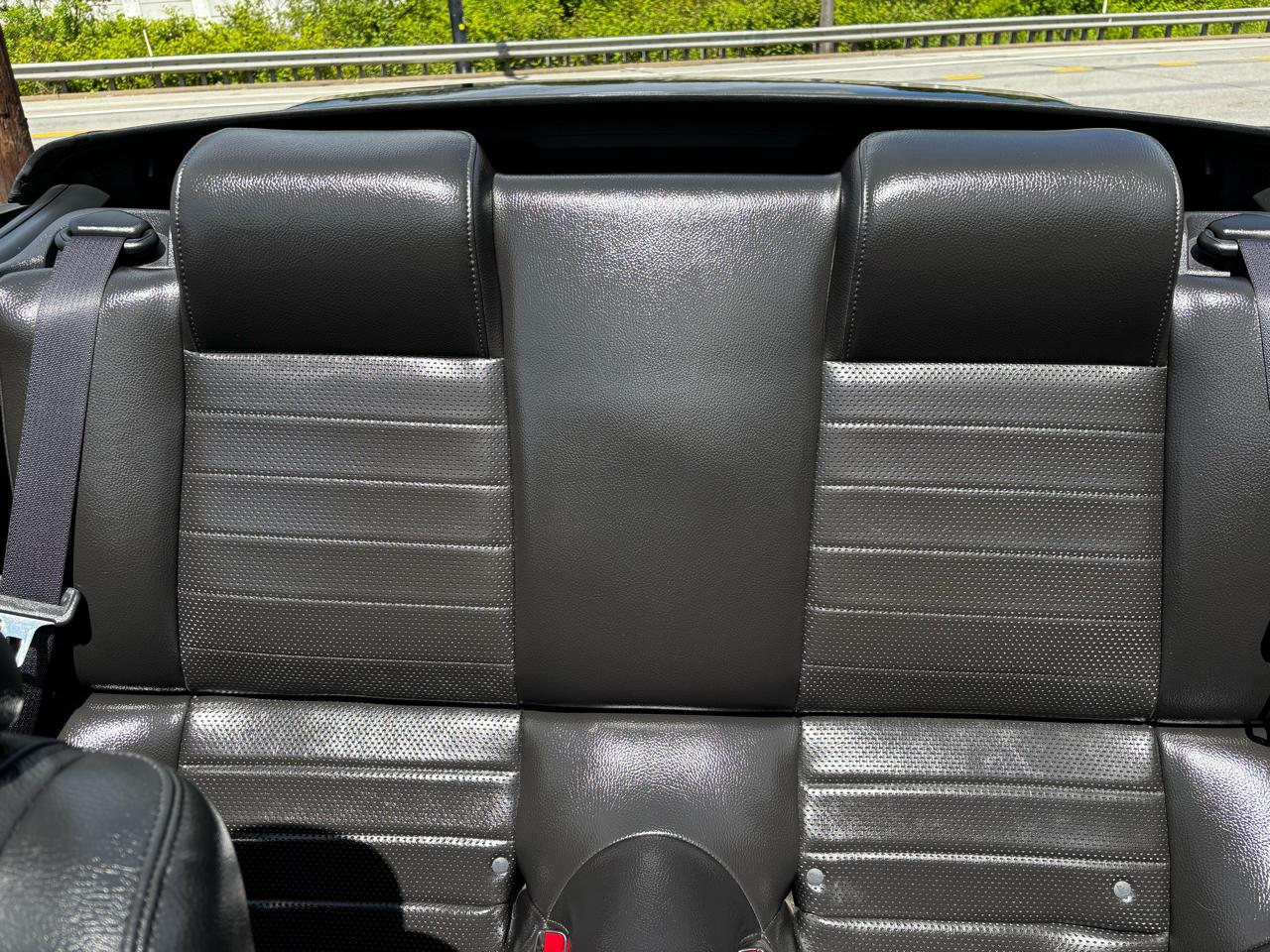 Ford Mustang 2dr Conv GT Deluxe 2005