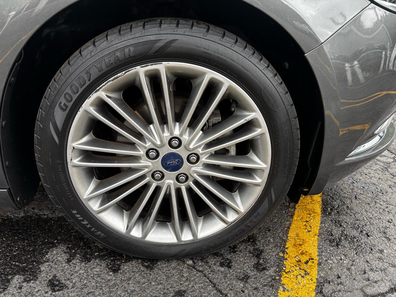 Ford Fusion SE FWD 2017