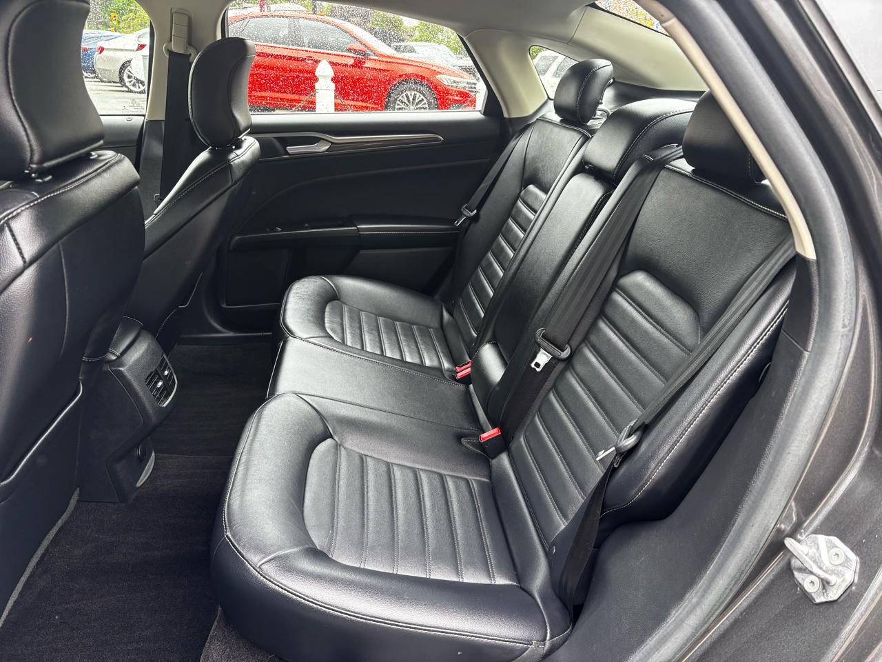 Ford Fusion SE FWD 2017