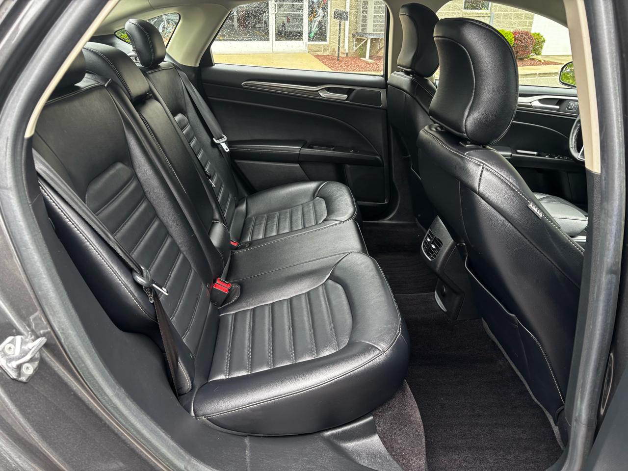 Ford Fusion SE FWD 2017