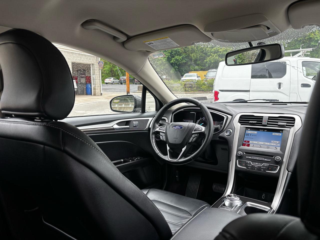 Ford Fusion SE FWD 2017