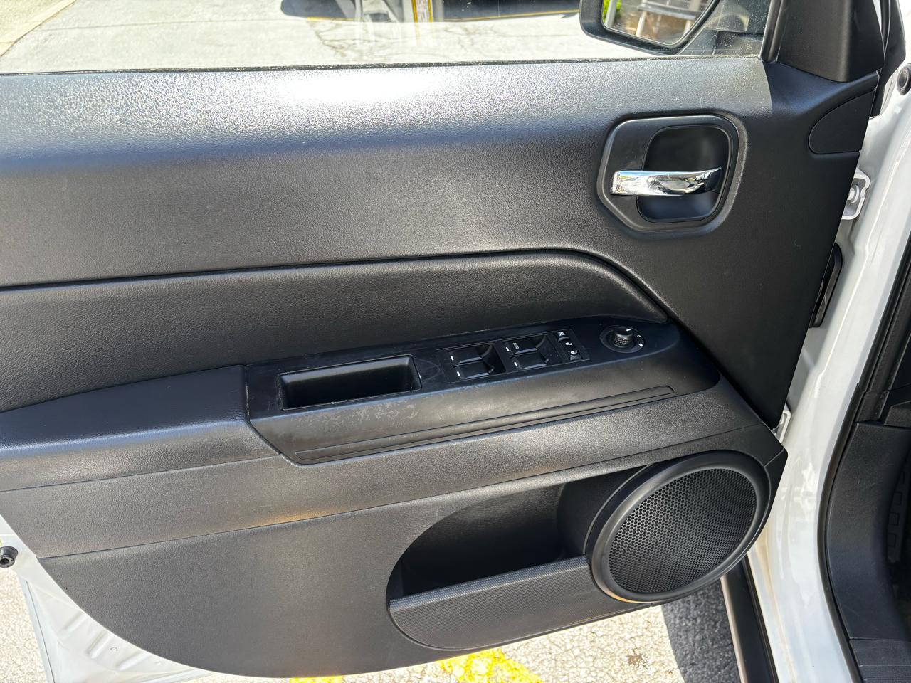 Jeep Patriot 4WD 4dr 75th Anniversary 2016