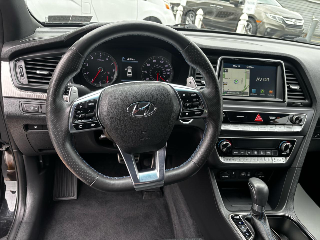Hyundai Sonata Limited 2.0T *Ltd Avail* 2018