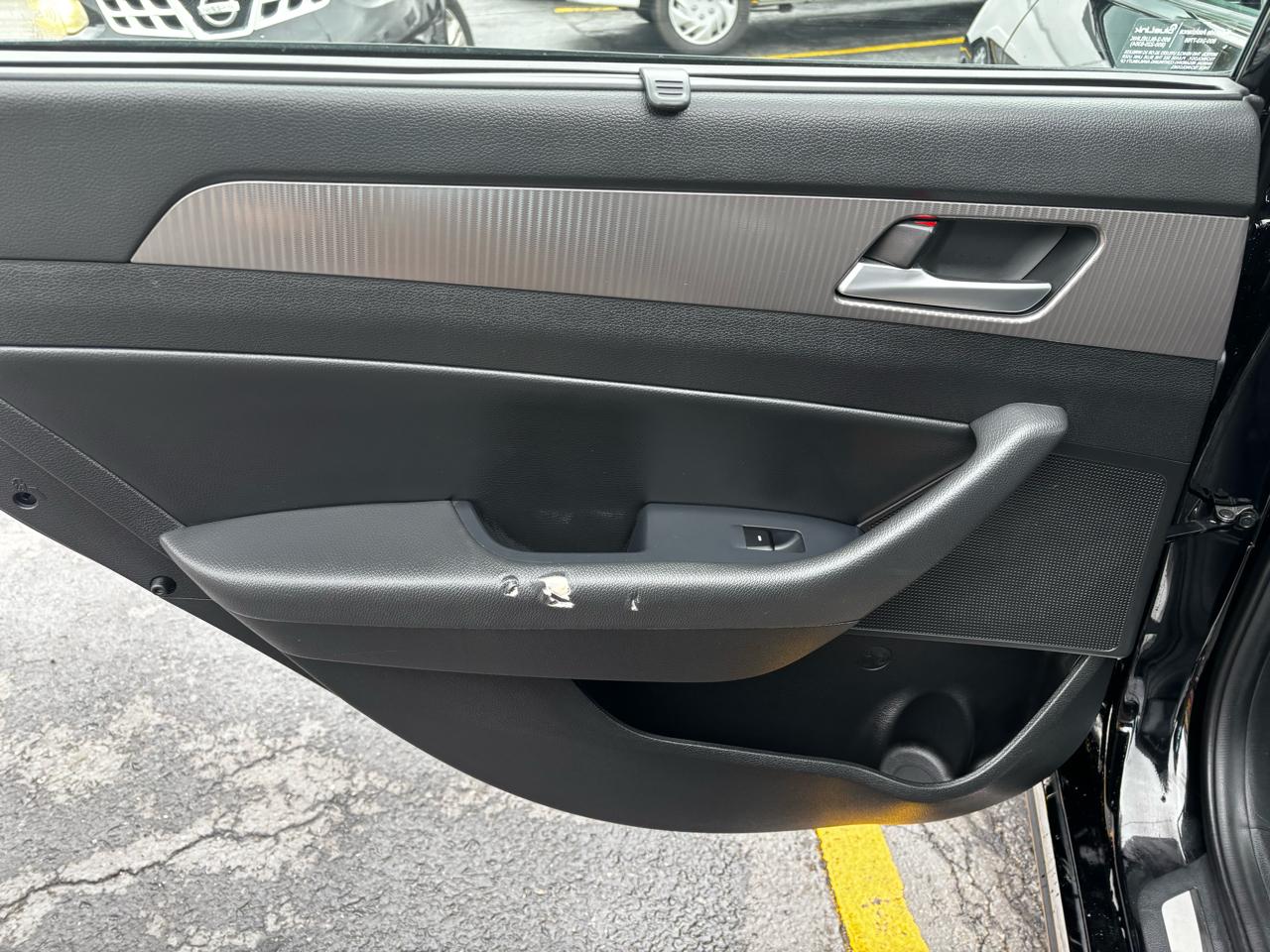 Hyundai Sonata Limited 2.0T *Ltd Avail* 2018