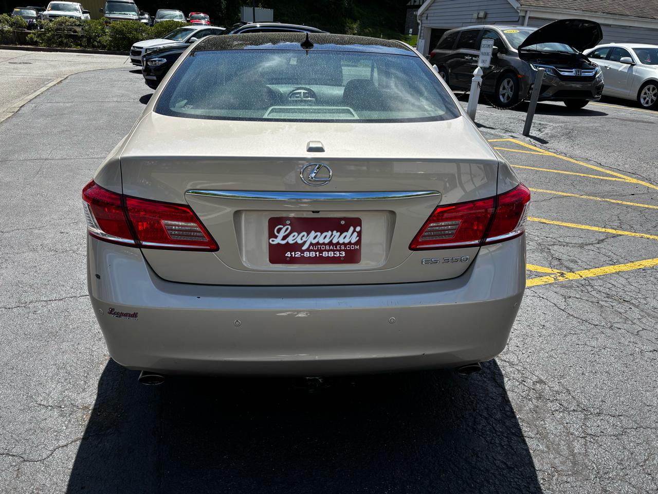 Lexus ES 350 4dr Sdn 2011