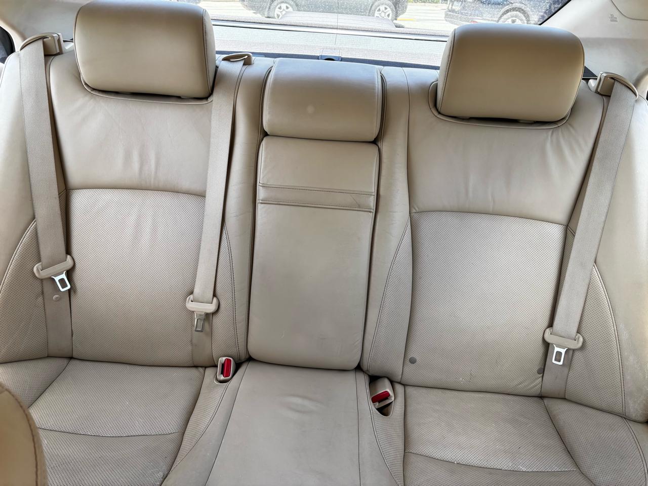 Lexus ES 350 4dr Sdn 2011