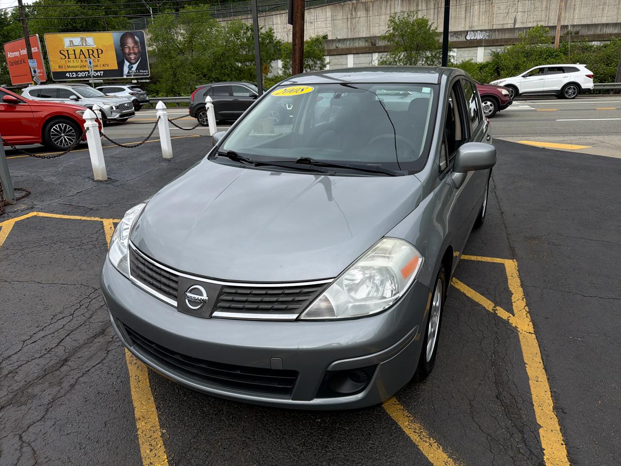 Nissan Versa 5dr HB I4 CVT 1.8 SL 2008