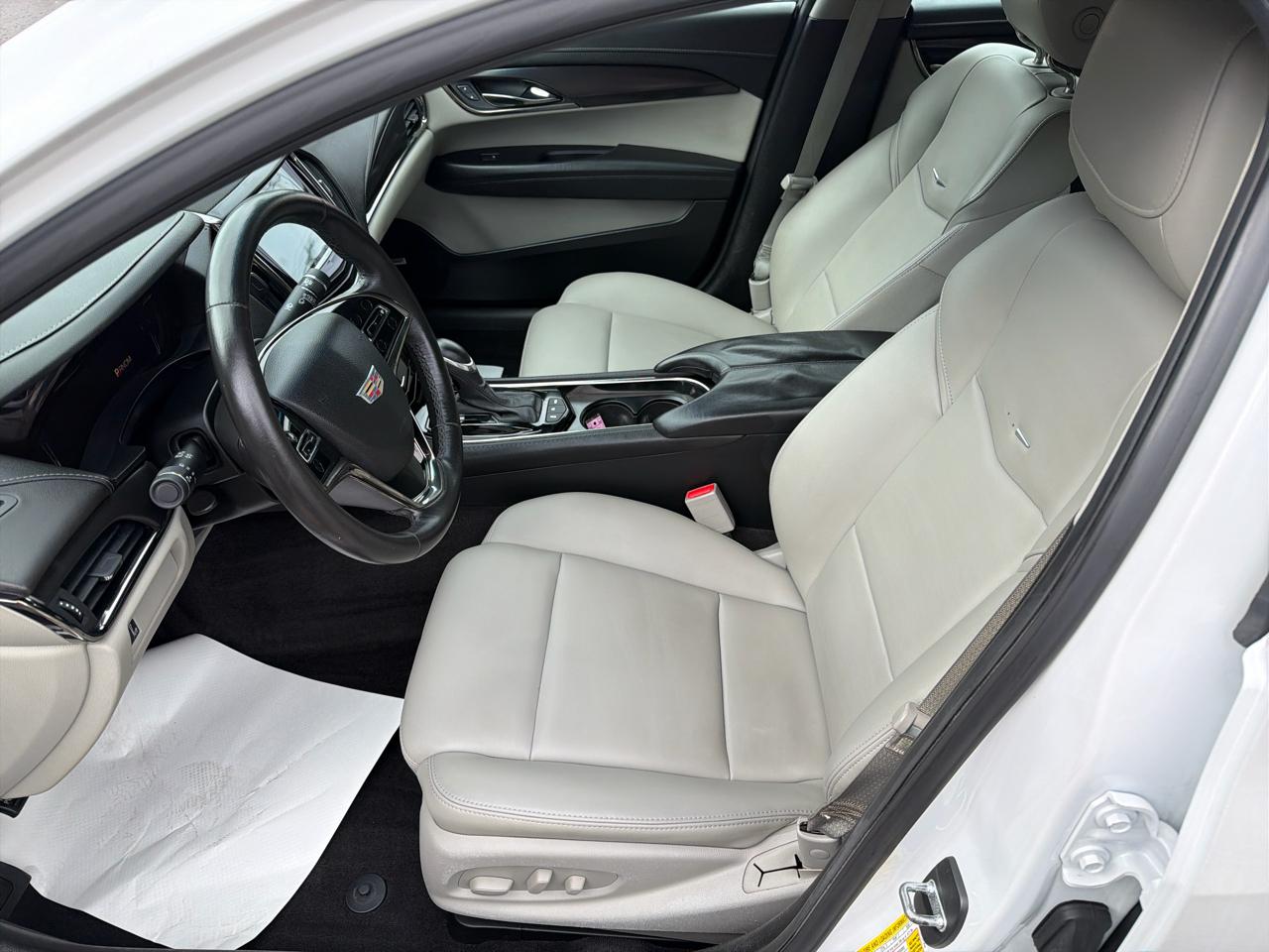 Cadillac ATS Sedan 4dr Sdn 2.0L Standard RWD 2016