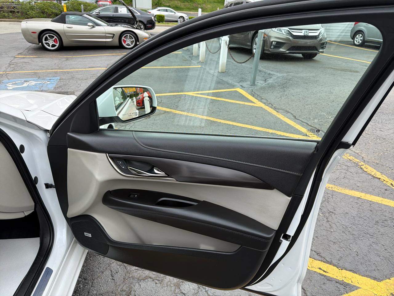 Cadillac ATS Sedan 4dr Sdn 2.0L Standard RWD 2016