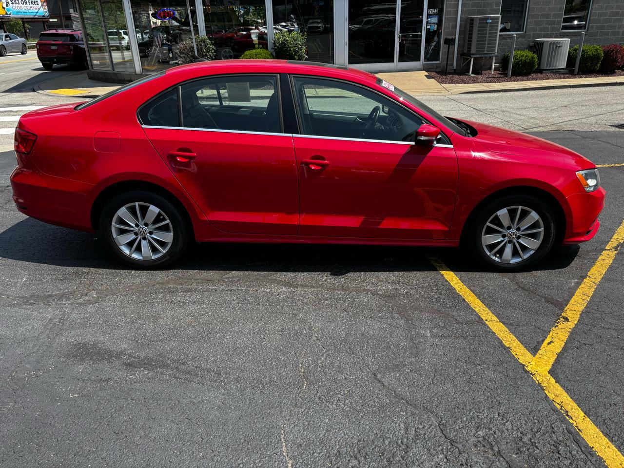 Volkswagen Jetta Sedan 4dr Auto 1.8T SE 2015