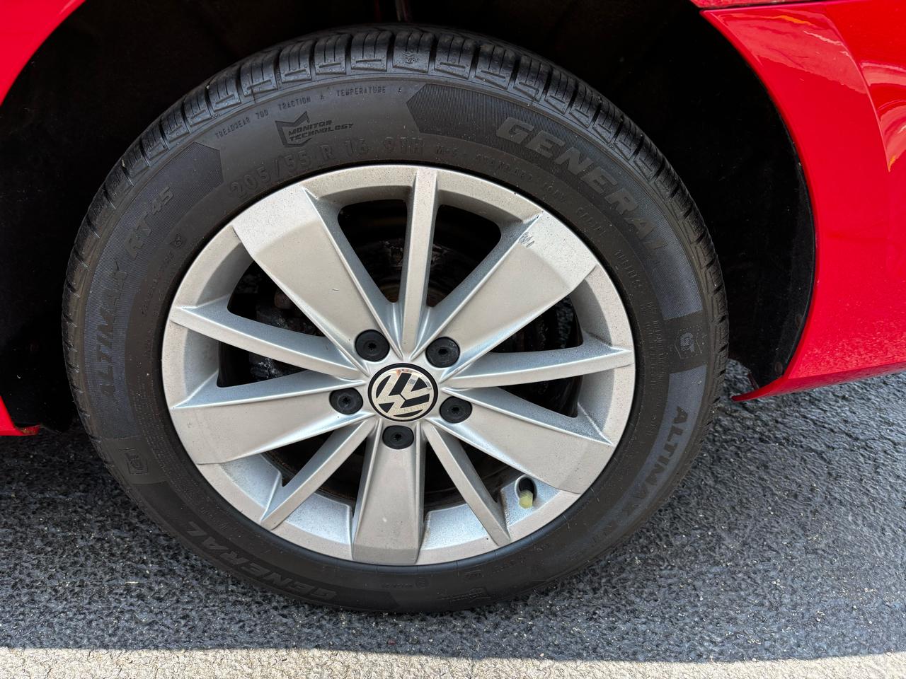 Volkswagen Jetta Sedan 4dr Auto 1.8T SE 2015