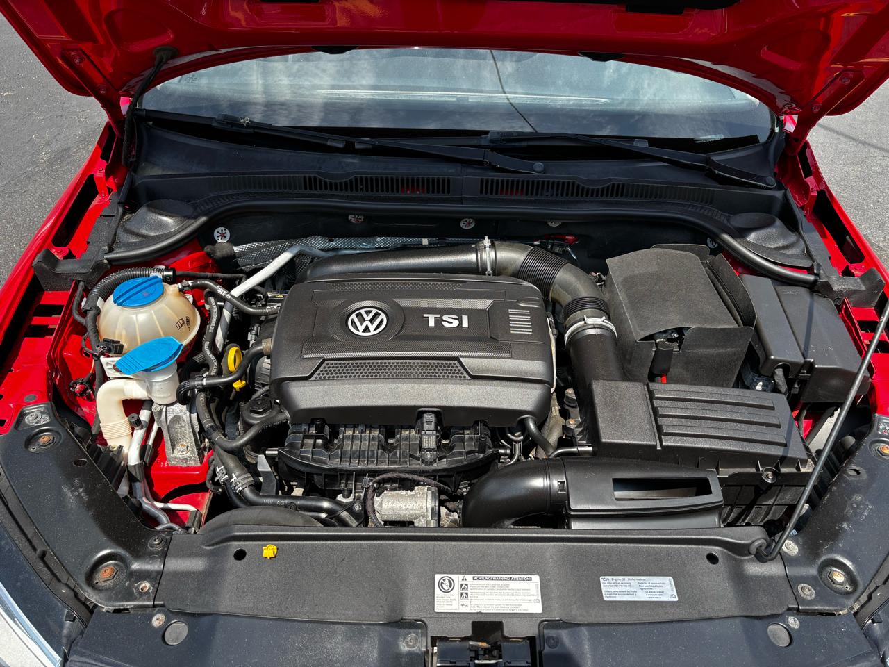 Volkswagen Jetta Sedan 4dr Auto 1.8T SE 2015