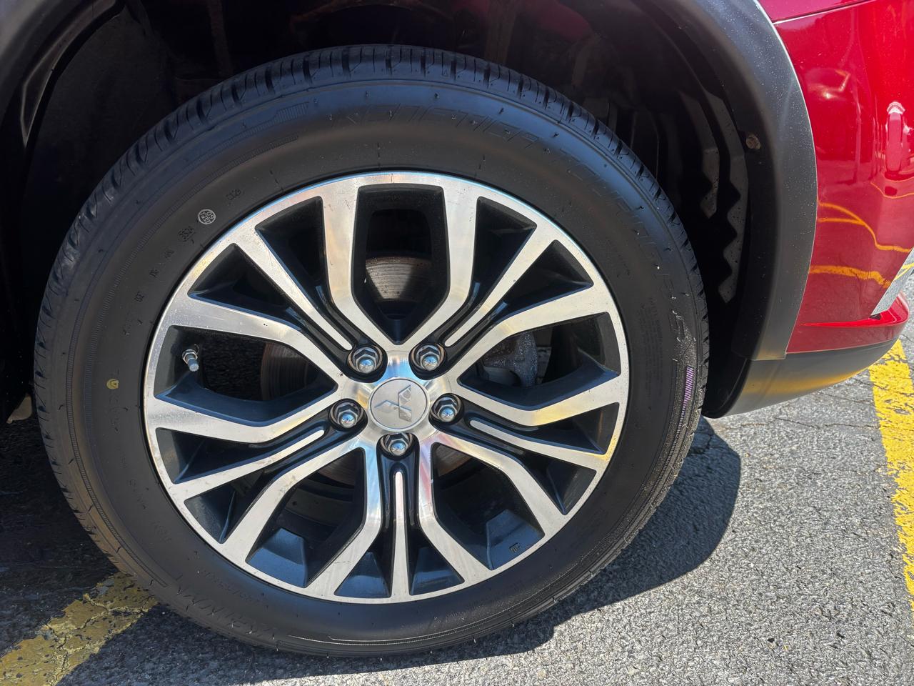 Mitsubishi Outlander Sport AWC 4dr CVT 2.4 ES 2016