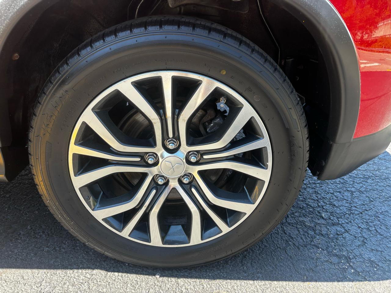 Mitsubishi Outlander Sport AWC 4dr CVT 2.4 ES 2016