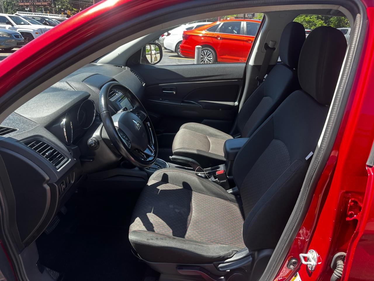 Mitsubishi Outlander Sport AWC 4dr CVT 2.4 ES 2016