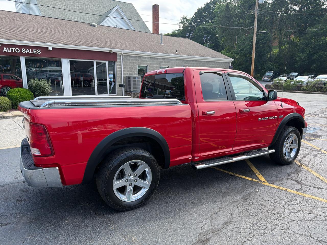 RAM 1500 4WD Quad Cab 140.5" Big Horn 2012