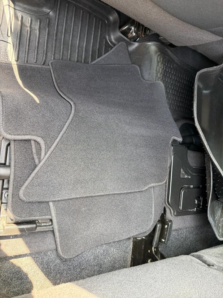 RAM 1500 4WD Quad Cab 140.5" Big Horn 2012