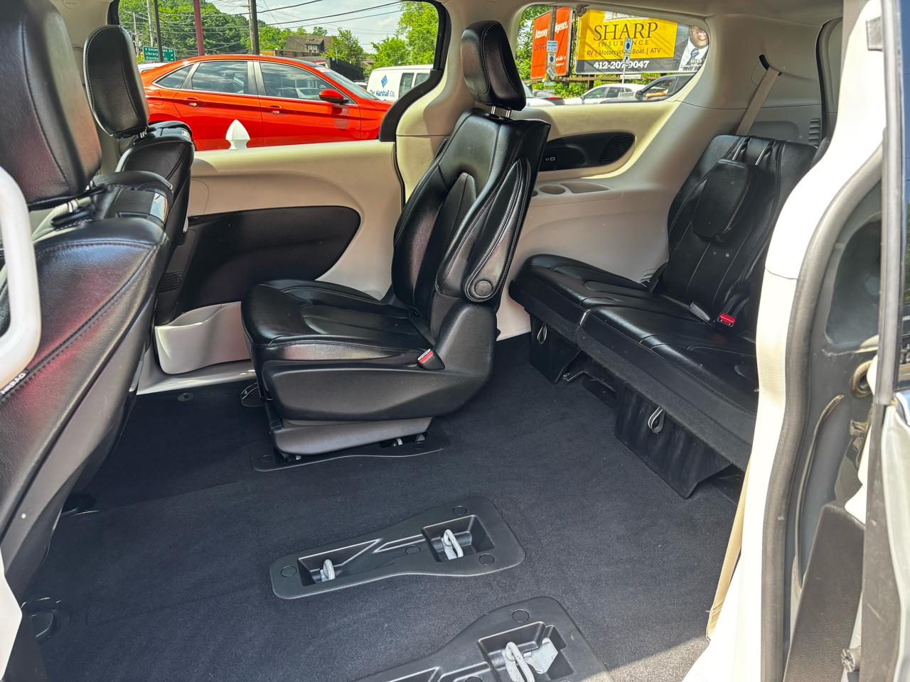 Chrysler Pacifica Hybrid Touring L FWD 2022