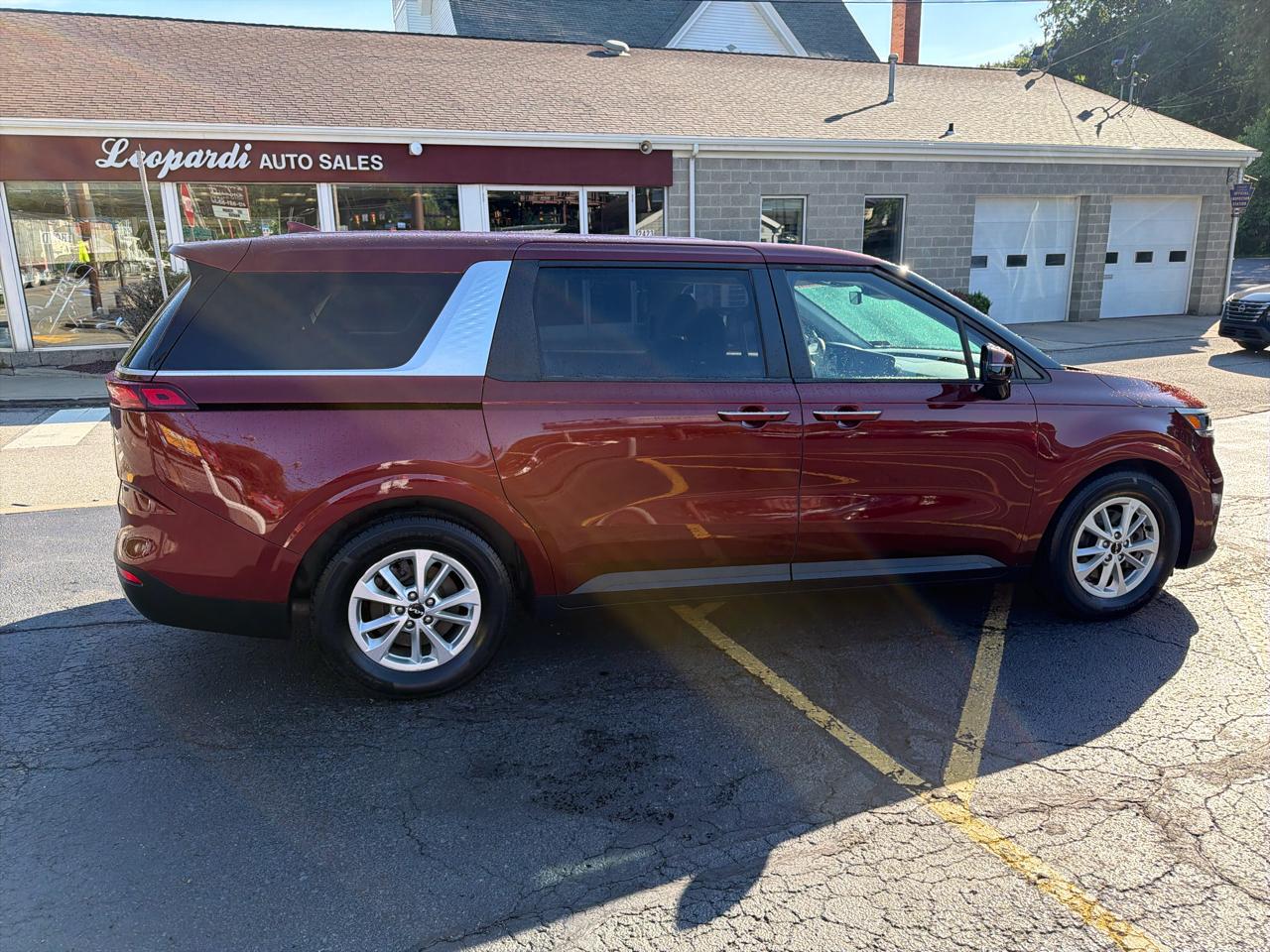 Kia Carnival LXS FWD 2022